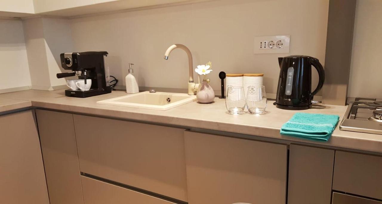 Elias Central Apartment - 2 Bedrooms & Free Parking Oradea Exterior foto